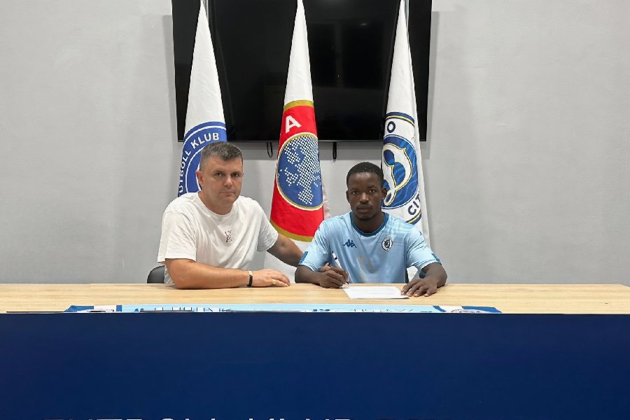 Le FC Dinamo City officialise le transfert d’André-Jordy Ella