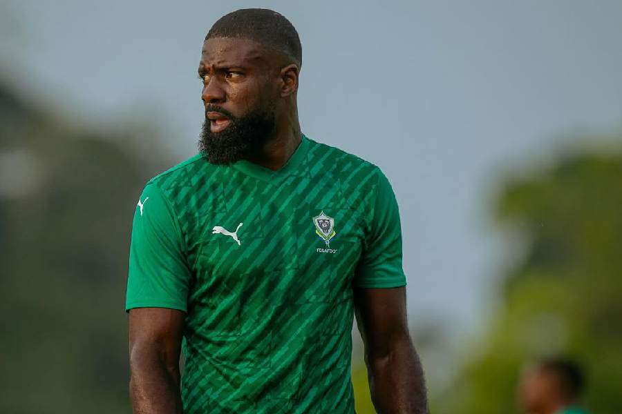 Bruno Ecuele Manga