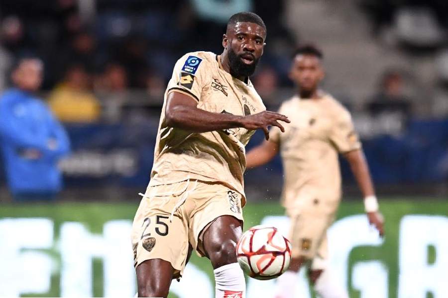 Bruno Ecuele Manga prolonge officiellement son aventure avec le Paris 13 Atletico